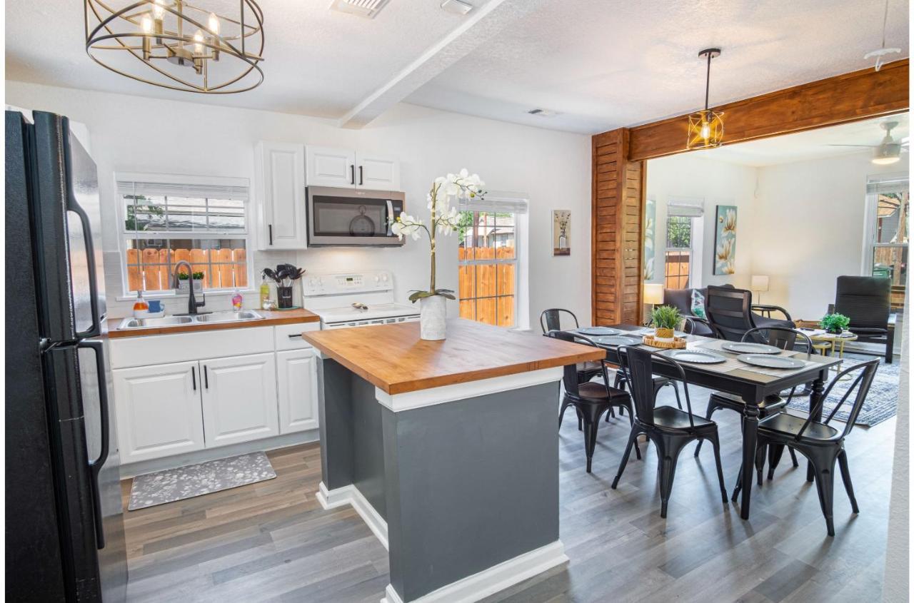 Charming 4Br2Ba Only 5 Mins Downtown Riverwalk San Antonio Esterno foto