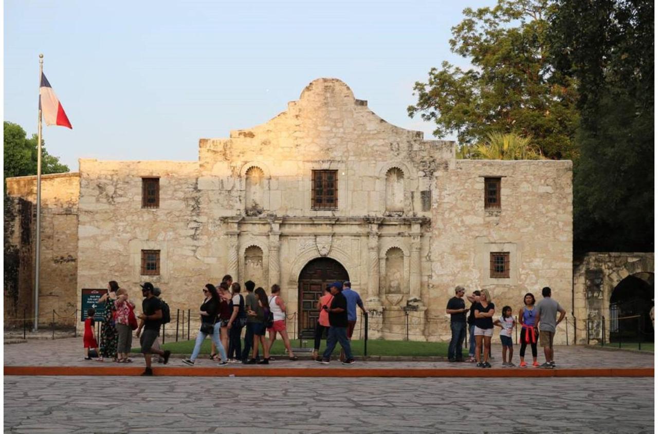 Charming 4Br2Ba Only 5 Mins Downtown Riverwalk San Antonio Esterno foto
